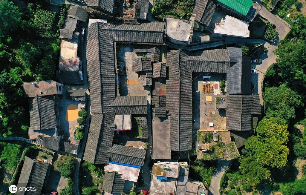 千年土司古寨开阳马头寨,现存明清古代民居90多栋