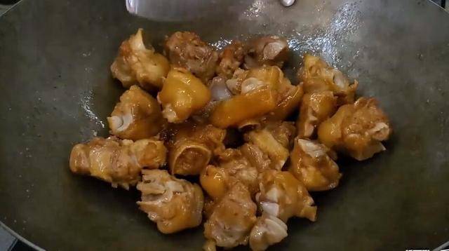 猪脚怎么做好吃又简单小孩子吃 09ee7d08b64f4c2b9204ace015802103.jpeg