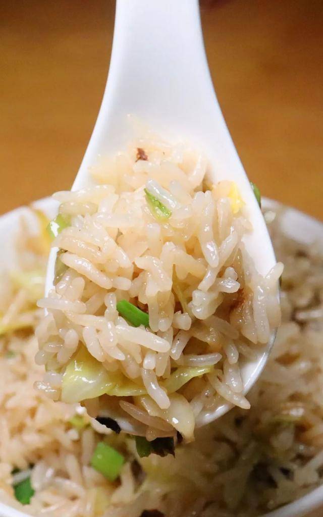陪池店人长大的华洲咸饭,吃完把我惊艳了,米饭是一粒粒挑出来的