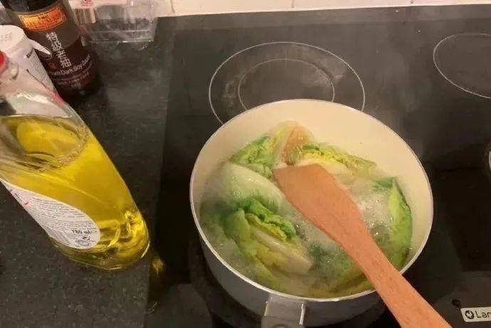 不用机器做的蛋糕 3826f2c77d604859b98dc12ac3d2ef4c.jpeg