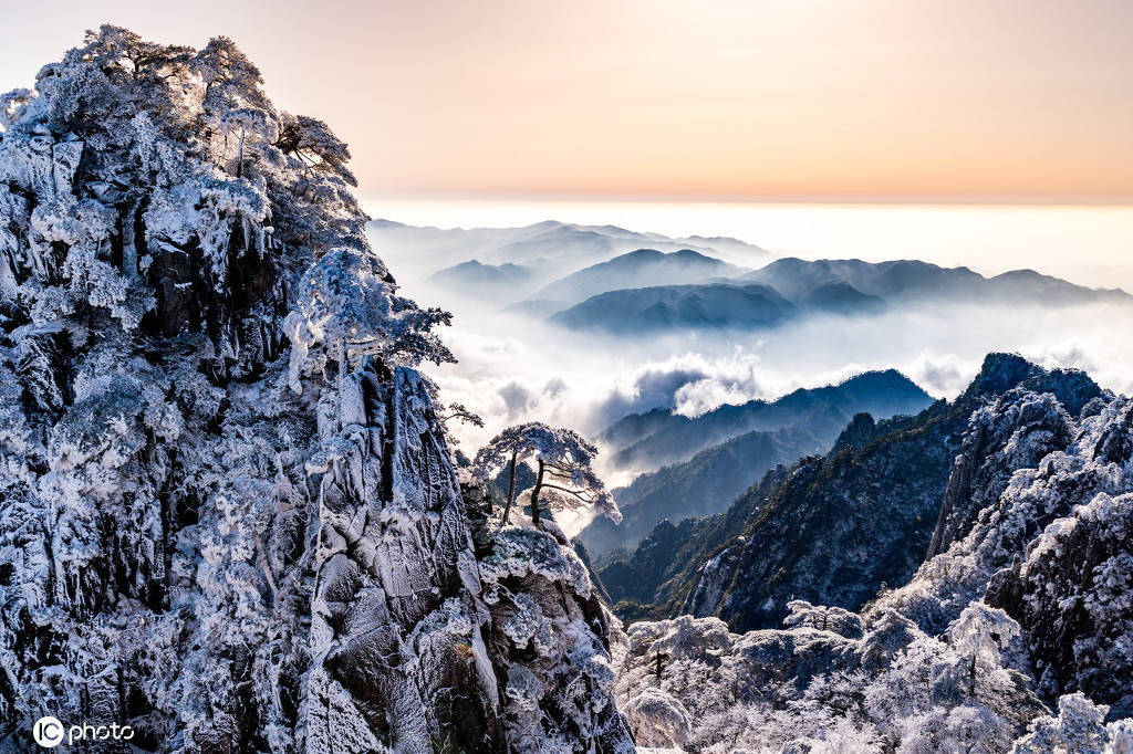 冬日黄山绝美风光 银装素裹雪景宛如童话世界