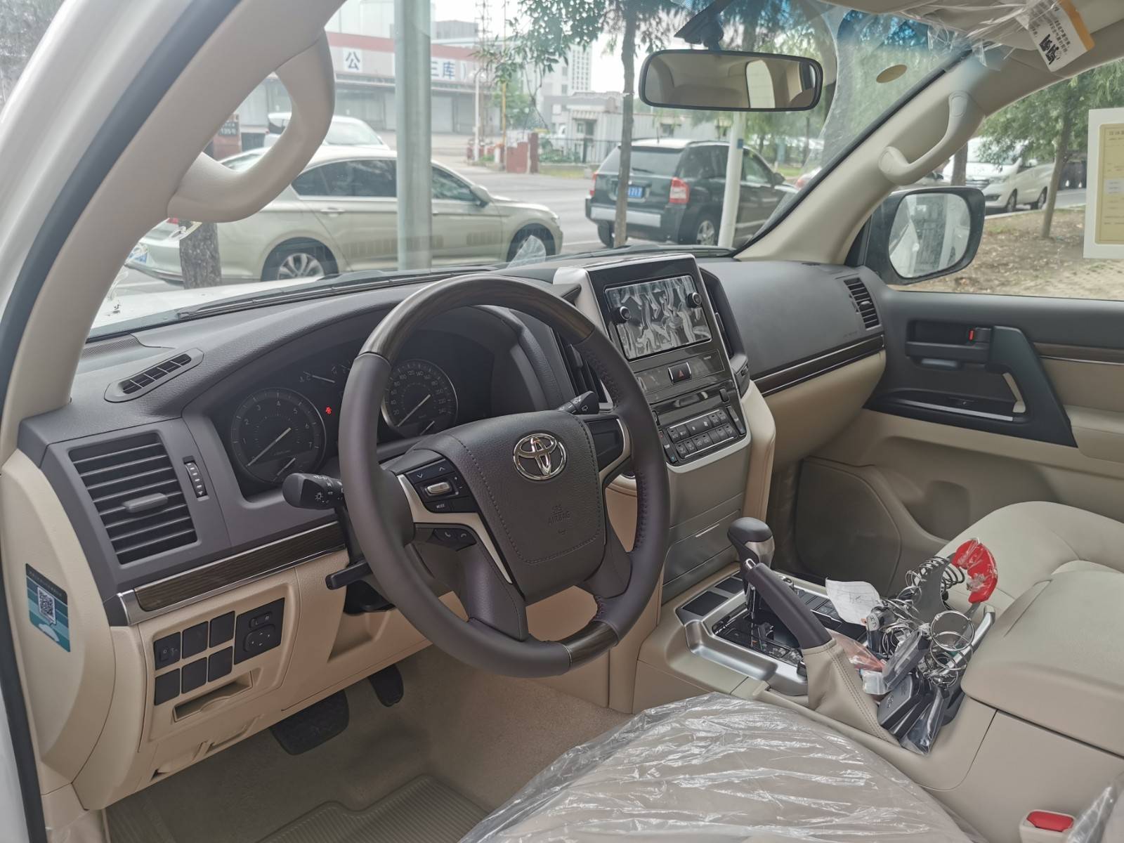 酷路泽副驾驶改电动座椅 b51c2d76e20f40f393053d66b678403a.jpeg