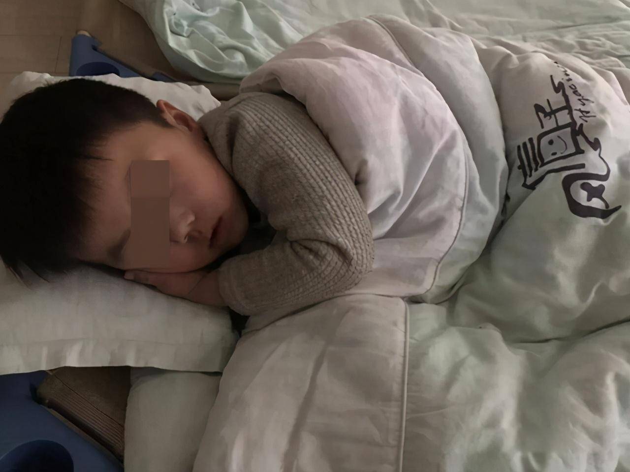 孩子|想让孩子有个充足的睡眠，家长可用这五个措施睡得好才能长得快