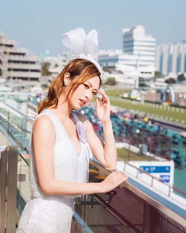 忽变富贵？当红小花被传得前TVB主席陈国强“宠