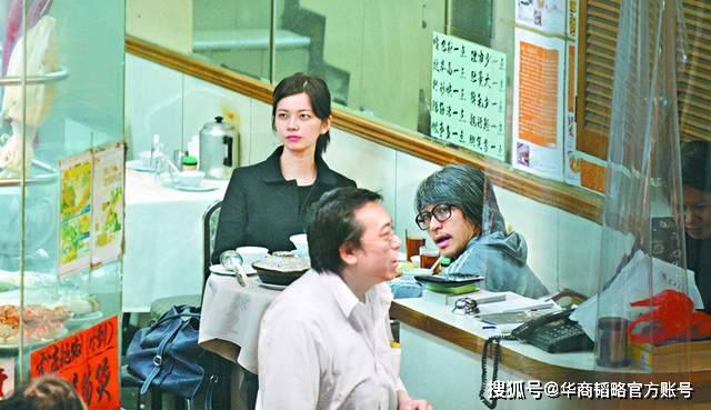 票房|身家20亿被炮轰穷得只剩下钱，周星驰为何要抵押豪宅被前女友追债