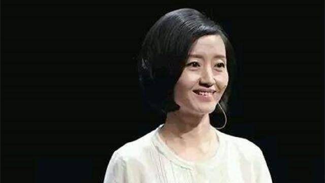 柴静:从公知女神到全网群嘲,最终移居国外,如今过得怎样?