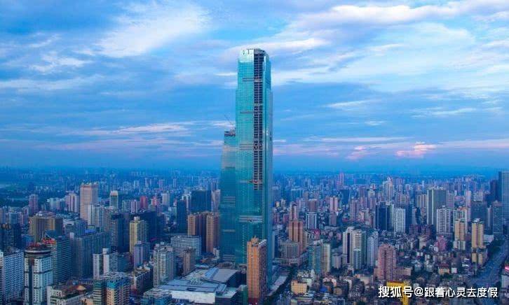 湖南第一高楼耗资200亿建高452米共93层在中部地区排第2