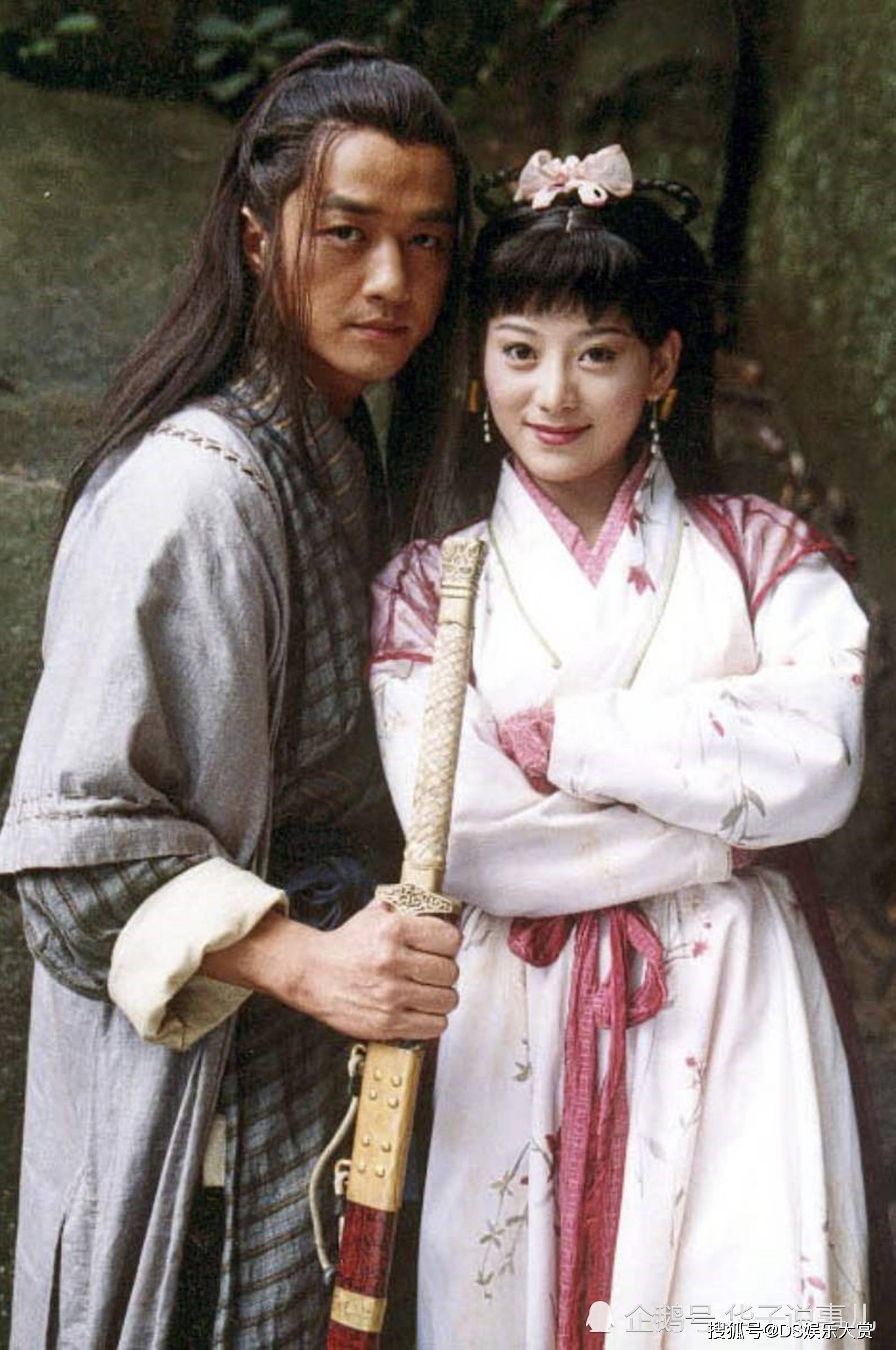 张纪中拍《笑傲江湖》时,开机半月怒换男主,如今这演员名气不在