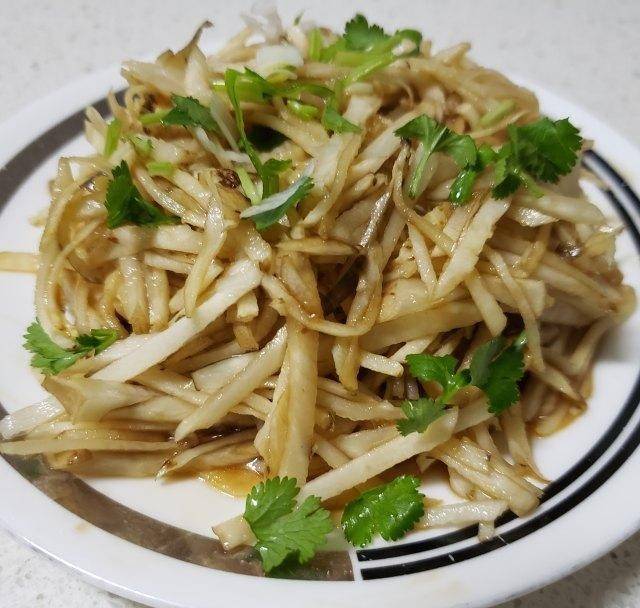 凉拌洋姜丝,清爽可口,简单快手菜