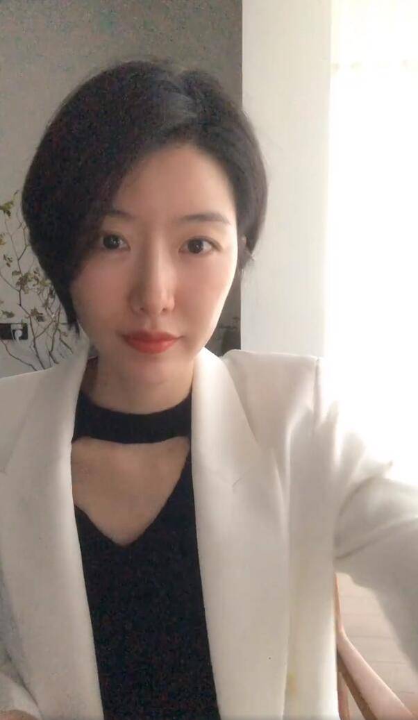 李亚鹏表白小19后女友后,前任放声高歌心情好