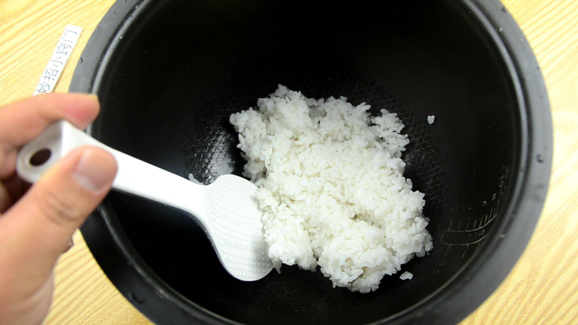 30年大厨告诉你，蒸米饭时不要傻傻地只加水，加点它，香甜又松软-搜狐大视野-搜狐新闻