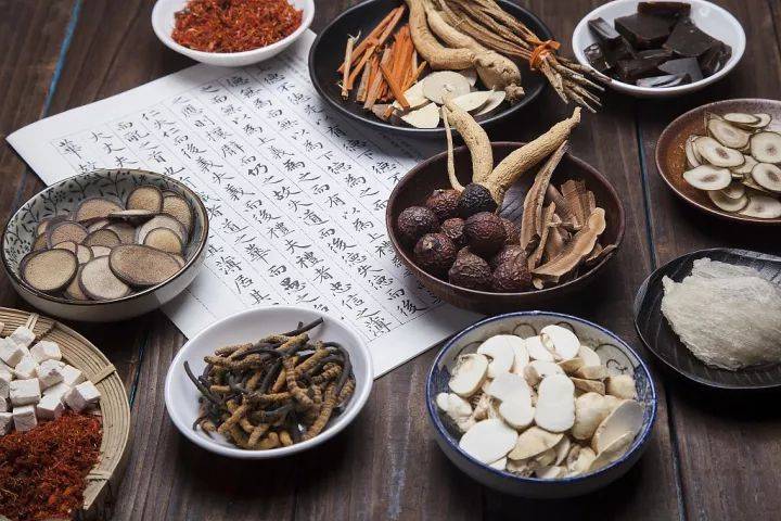 那些可以补气亦可补血的中成药！