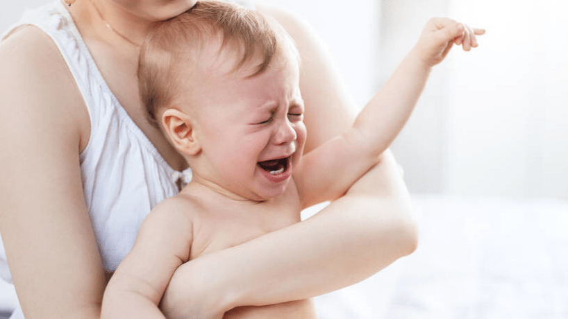 绝招|4个绝招应对高需求宝宝宝宝必须抱睡落地醒怎么办？对照4种原因