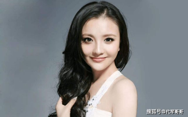 三十岁以上的明星 ea2cd8860382419f9fbb2c2bc71e0533.png