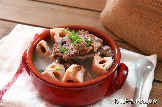 莲藕排骨汤怎么做呀 0e43451fb36946b3a5978b2e5e54e44f.jpeg