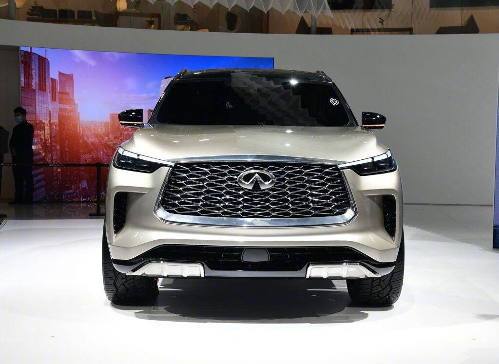 2021英菲尼迪qx60(参数|图片)汽车的外观采用了最新的设计风格和家族