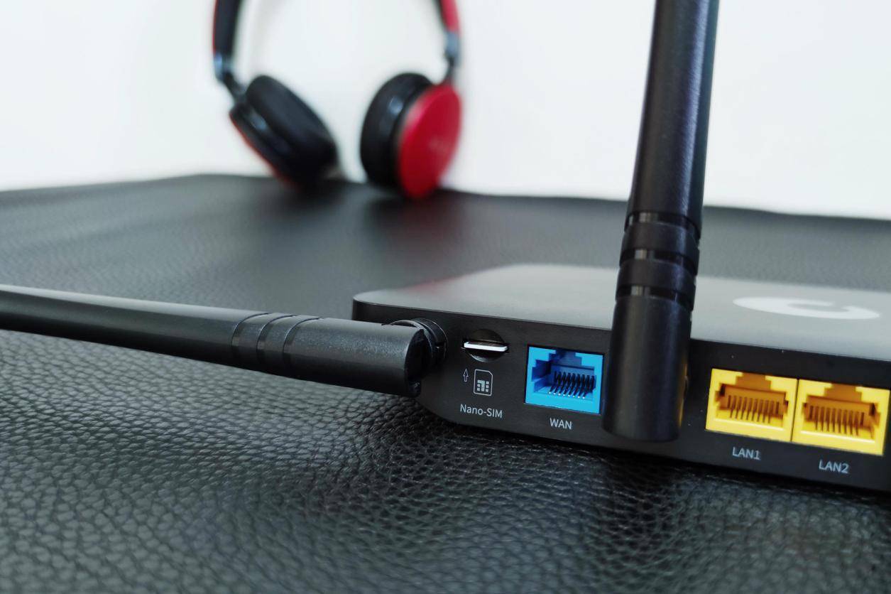 让办公自由一点，4G转有线转无线+远程OA，蒲公英X4C体验