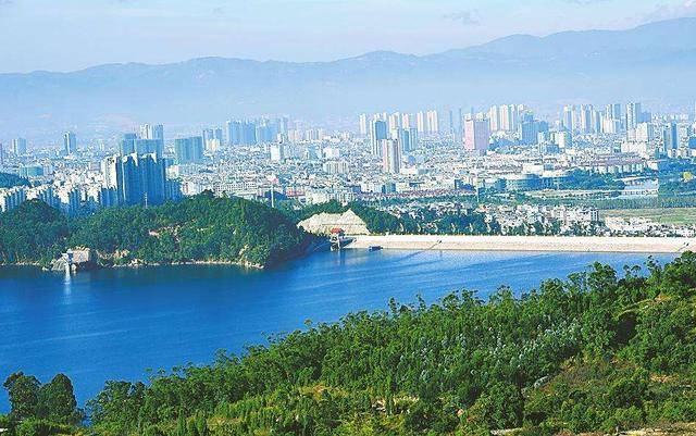 蚌埠2020年GDP_李毅大帝蚌埠回旋gif(3)