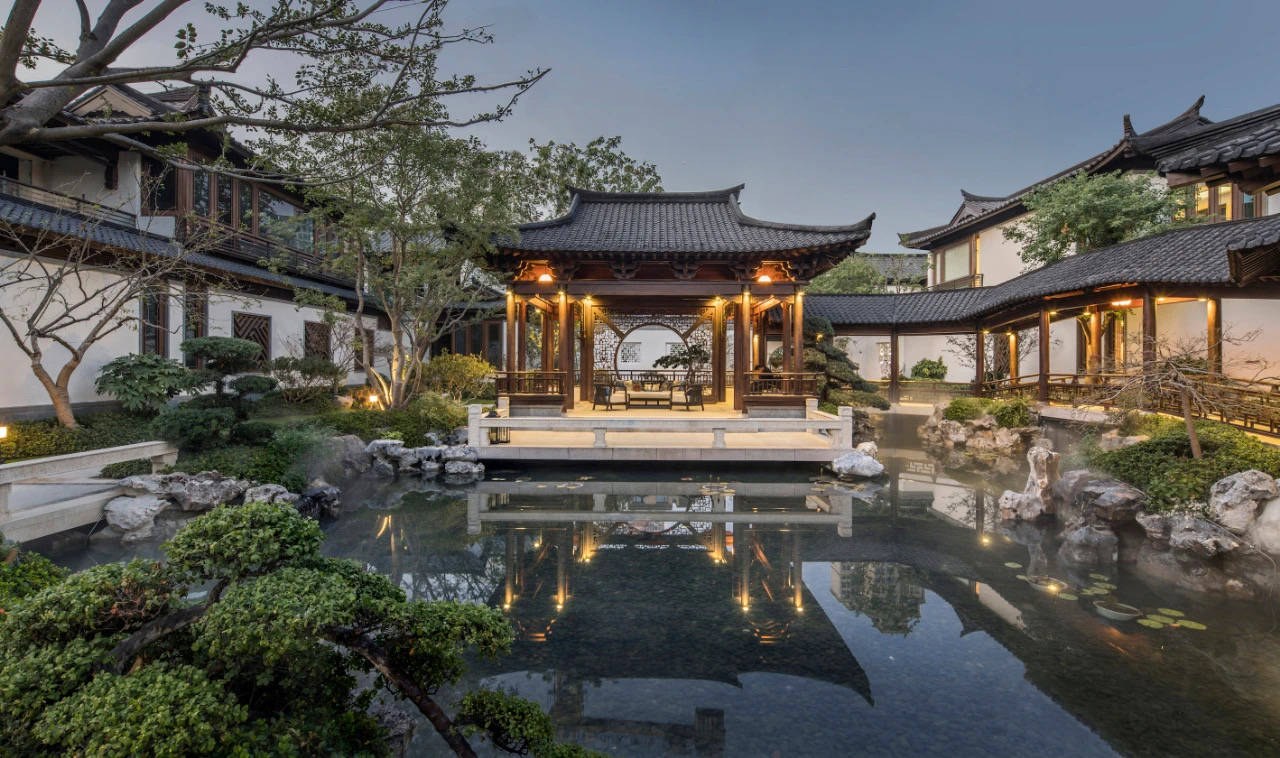 玩转庭院:11个“中式庭院”设计案例,院子这样造几十年不落伍-搜狐大视野-搜狐新闻
