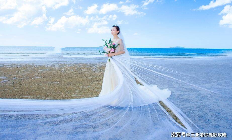 去三亚照婚纱照_三亚婚纱照客照(3)