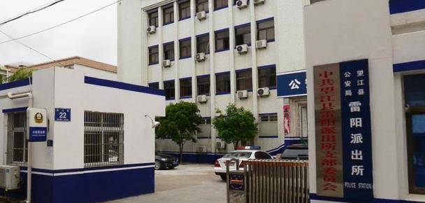 原创警察目视女孩溺亡？涉事民警曾领导防溺工作，女孩跳河细节曝光