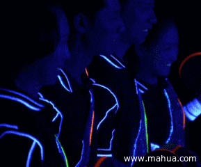 搞笑gif段子:得意忘形容易乐极生悲啊