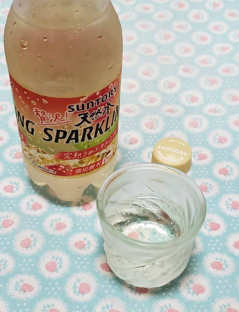 乳酸菌饮品的热量是多少 5308b30987504d6bb7686359a4a8827a.jpeg