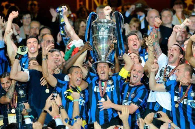 拜仁排名_拜仁慕尼黑(3)