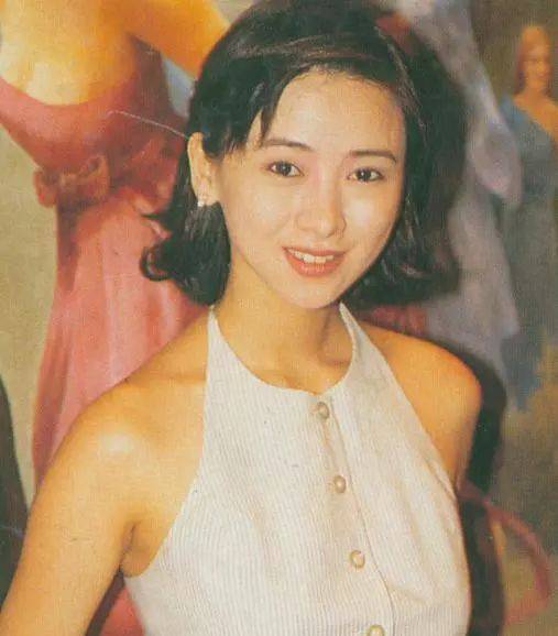 她是「頂級女神」，遭王晶設圈套拍風月片，52歲活成眾人的夢想 娛樂八卦吃瓜 第2张