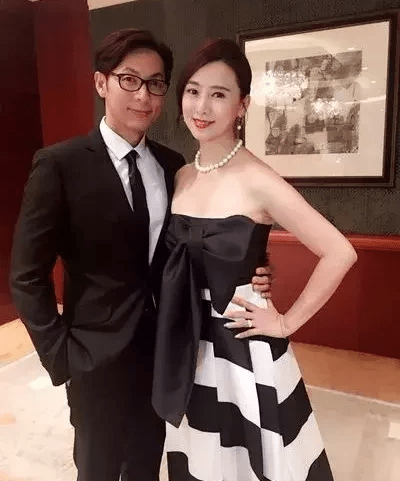 她是「頂級女神」，遭王晶設圈套拍風月片，52歲活成眾人的夢想 娛樂八卦吃瓜 第7张