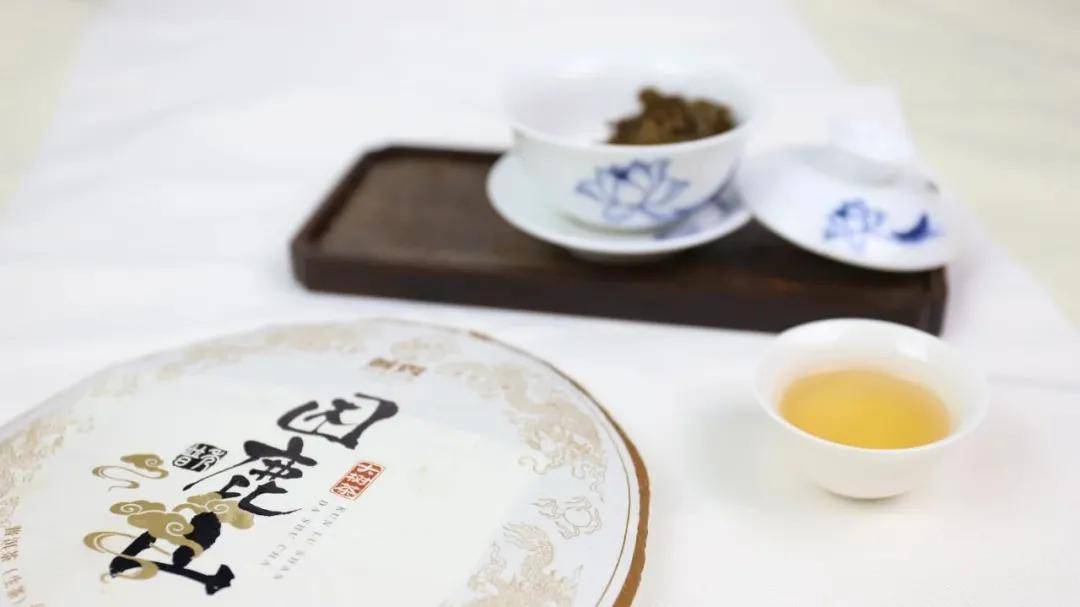 閿欎贡鏃剁┖闄剁瑳鏇茶_贡茶图片(3)