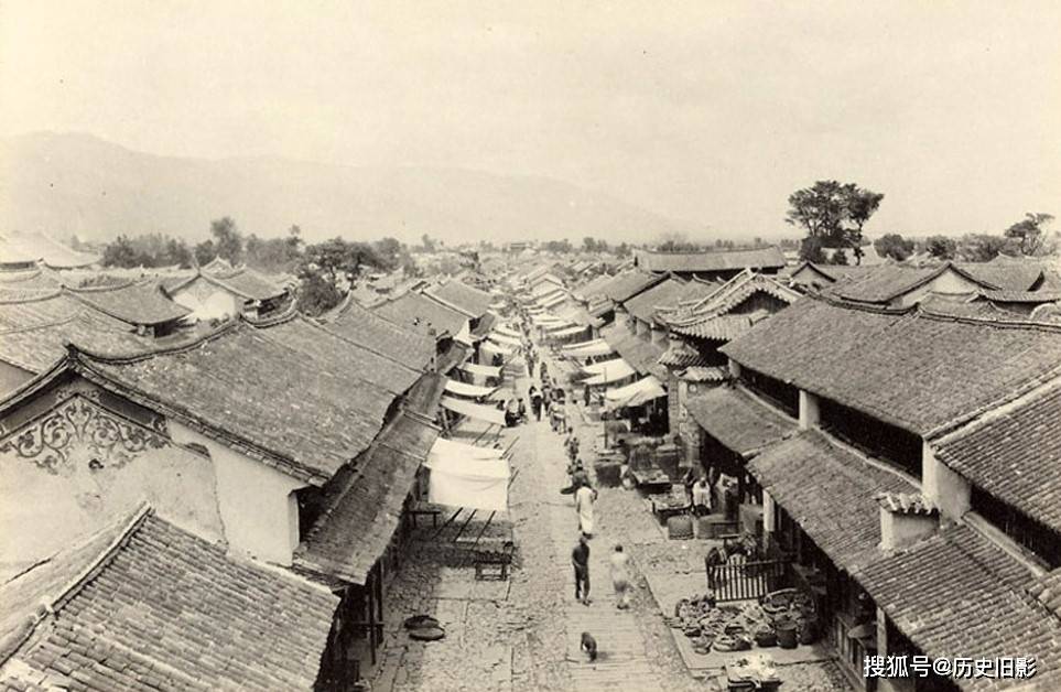 1922年云南大理风景老照片,热闹的三月街节日