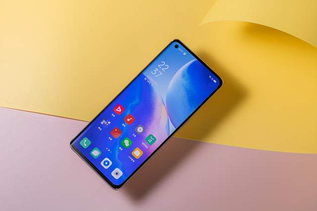 人像|OPPO Reno5 Pro评测：拍人更美的夜光人像视频手机