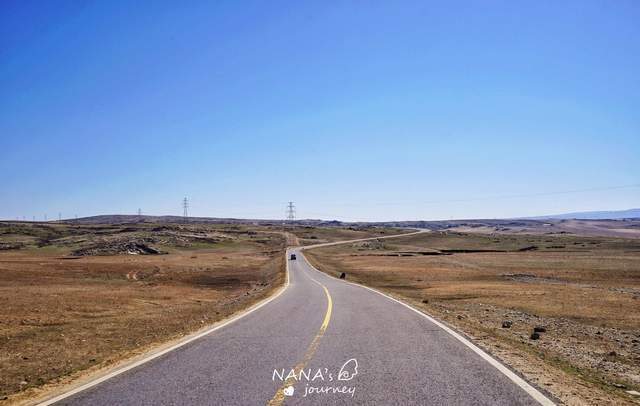 新疆一条绝美的路，一路可经历四季，风景都在路上
