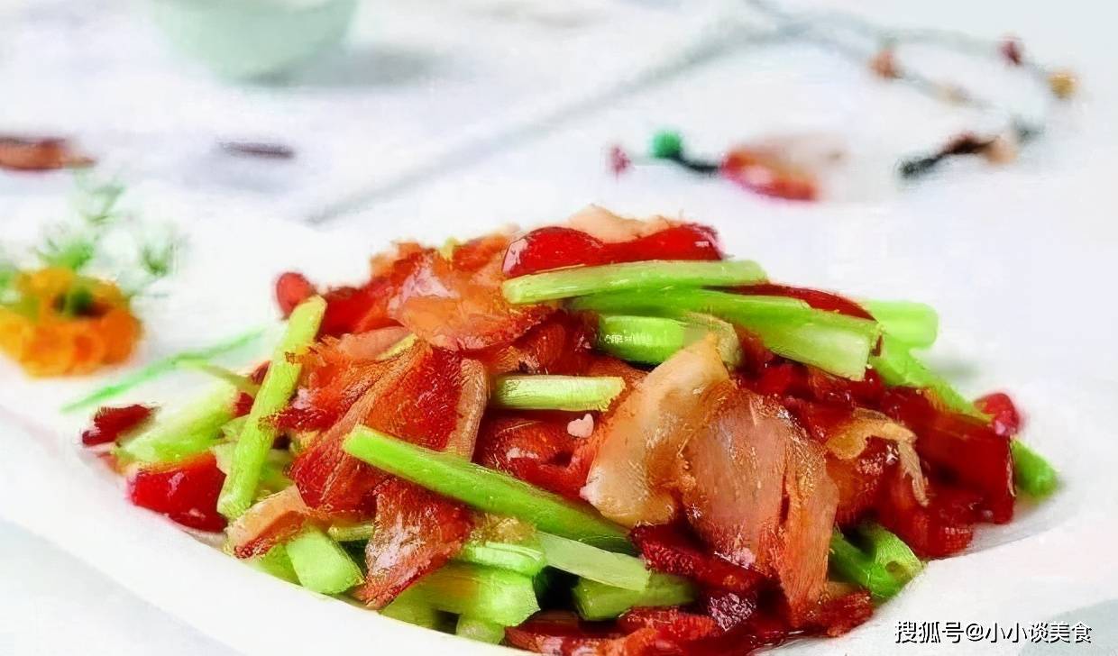芹菜炒腊肉