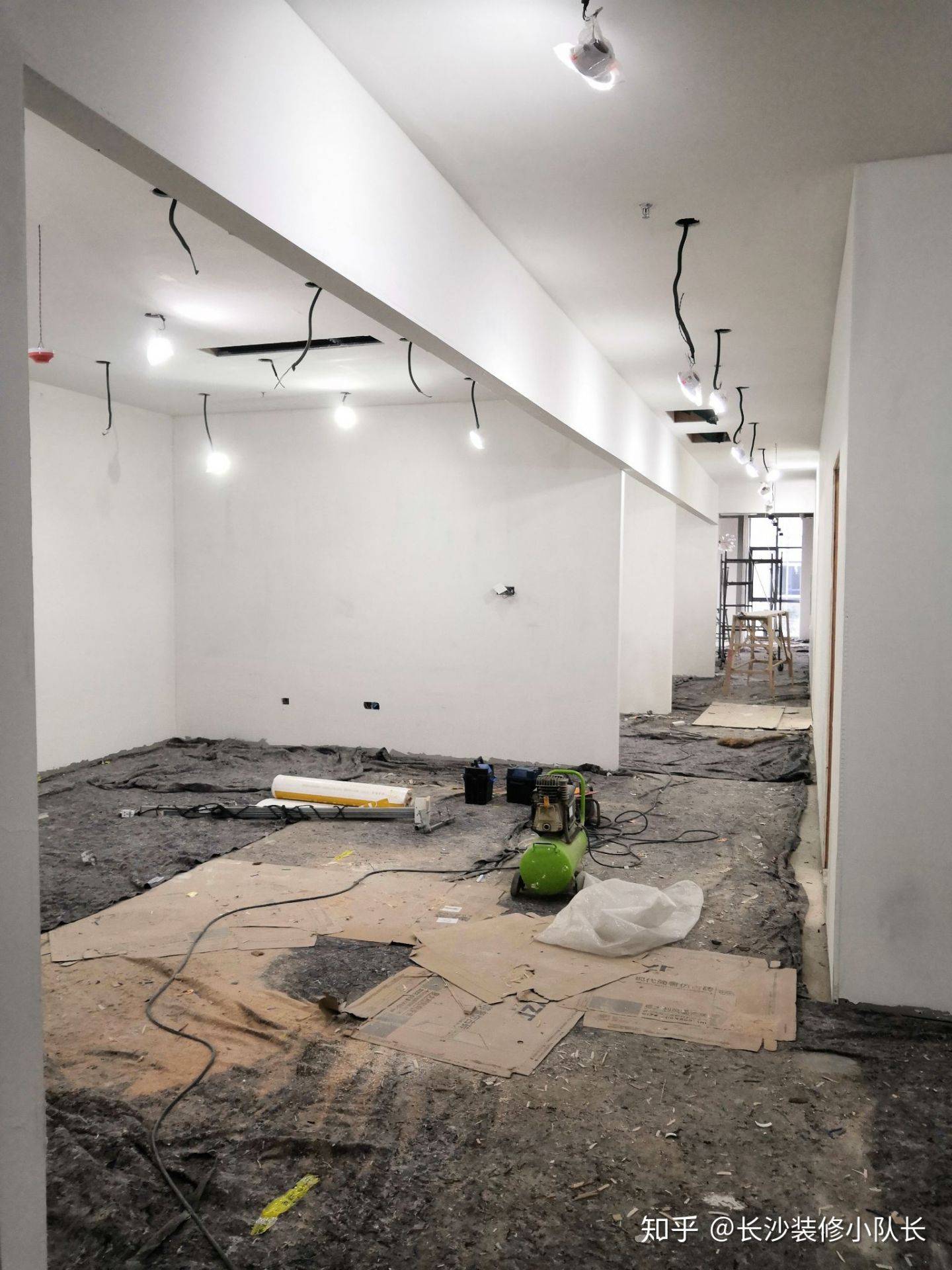 瓷砖上怎么吊顶教程 6ca0fc86fe6049fe9c64dfd9e04eac77.jpeg