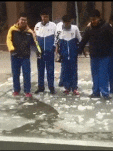 明天开始不使用上班了,我相信你可以自己创业的!