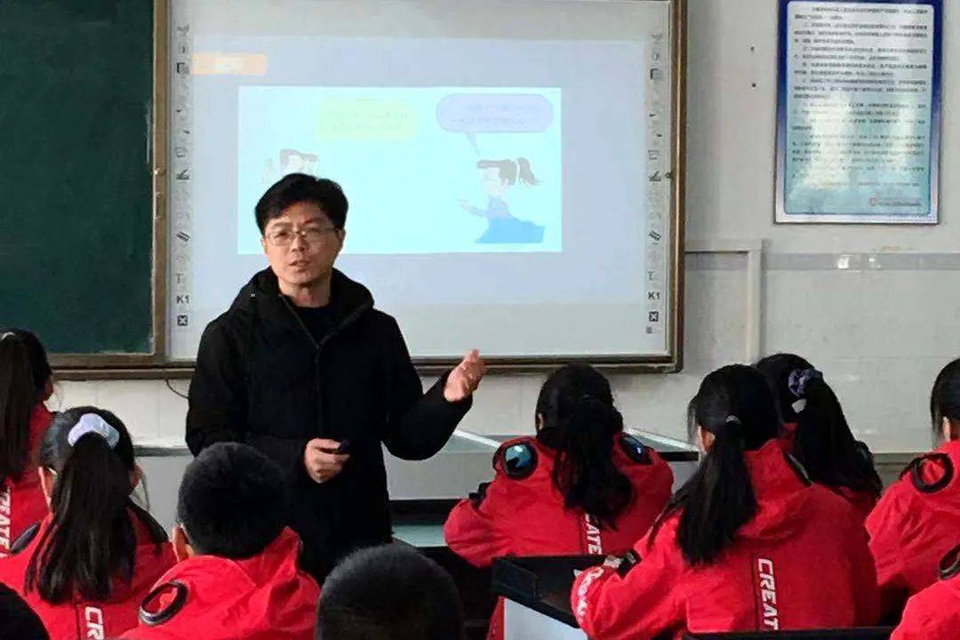 海门区东洲中学扬州市江都区后备干部来校交流学习