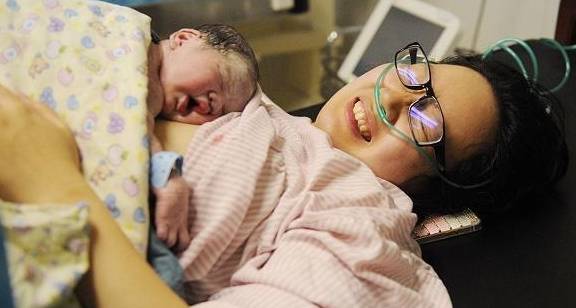 们选择顺产的分娩方式，因此剖腹产自然而然也就成为了他们的最终选择！