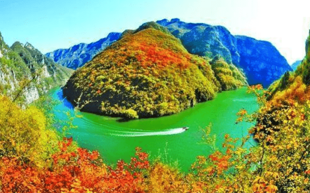 河南一景点，被誉为“北方三峡”，还兼具“桂林山水”的神韵