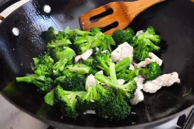 降血压吃什么菜好菜谱 e8dcae14fcc14eca8176c0d9c6aa67d4.jpeg