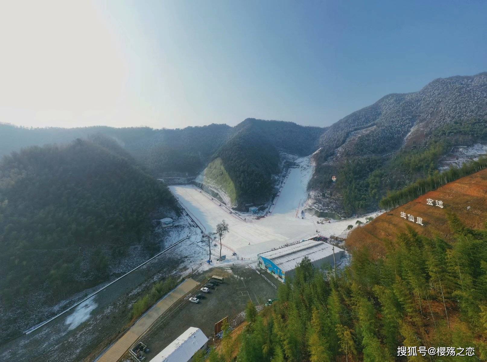 杭州最大的室外滑雪场，打造沉浸式体验，不用去北方就能圆滑雪梦