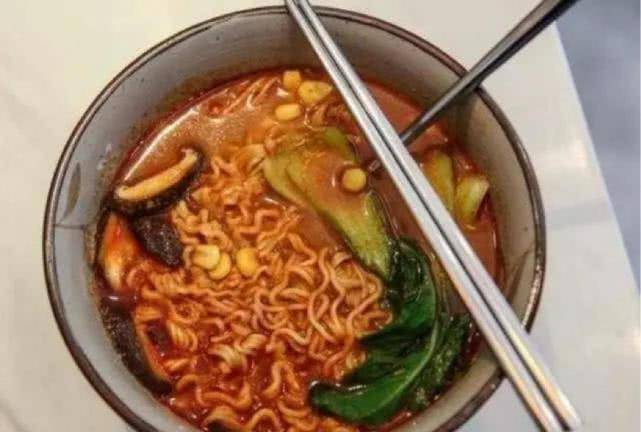 越吃越胖 的五种食物,我最喜欢吃第三种,你呢