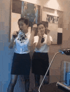 搞笑gif段子:女汉子不吼两嗓子,你们还真把她当菜鸟了哈哈哈哈哈