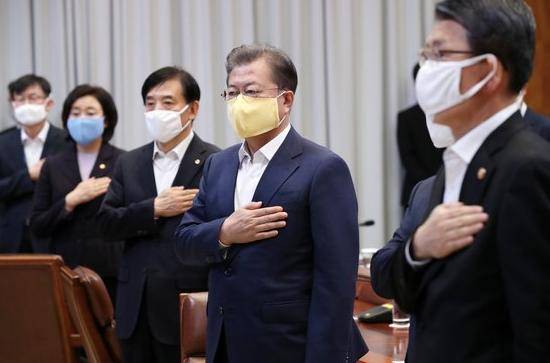 韩国方面对朴槿惠进行新冠检测，应该而且完全