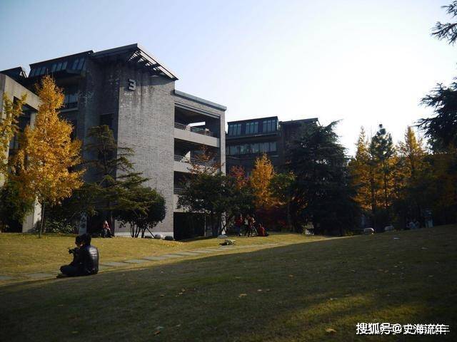中国美术学院在哪个省 c9a539cf3d3b481a8423deded07b243a.jpeg