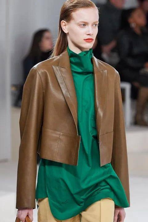 绿色加棕色搭配 d99d3f837da4421b940732aef8ff380d.jpeg