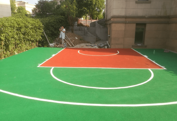 上海市闵行区马桥御涛园别墅塑胶篮球场