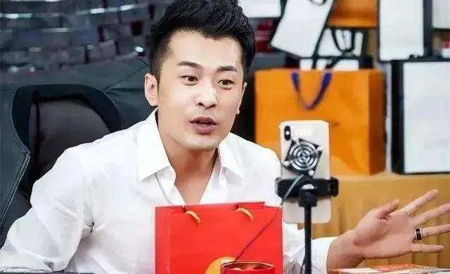 辛巴团队回应宾利月饼事件被供货商误导实际未发货