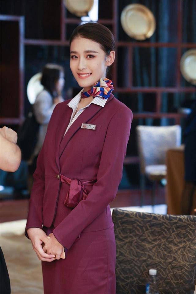 《中国机长》12位女性角色:袁泉演技好上热搜,杨祺如最像空姐